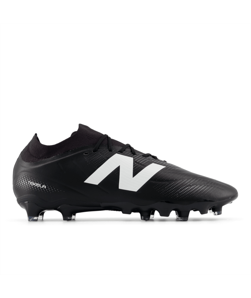 New Balance Men's Tekela Team Low Laced FG V5 Soccer Cleat
