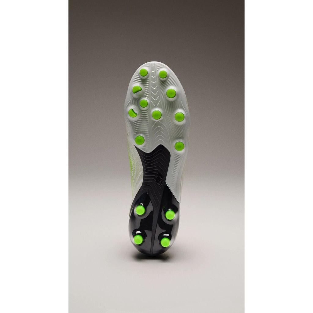 New Balance Adult Tekela WOMEN'S Elite Low Laced Mid Ground V5 Soccer Cleats