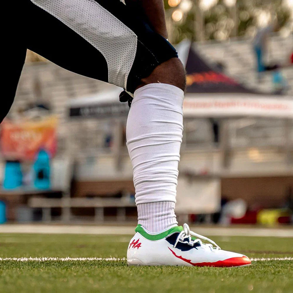 Phenom Elite Adult Velocity 2.0 Football Cleats