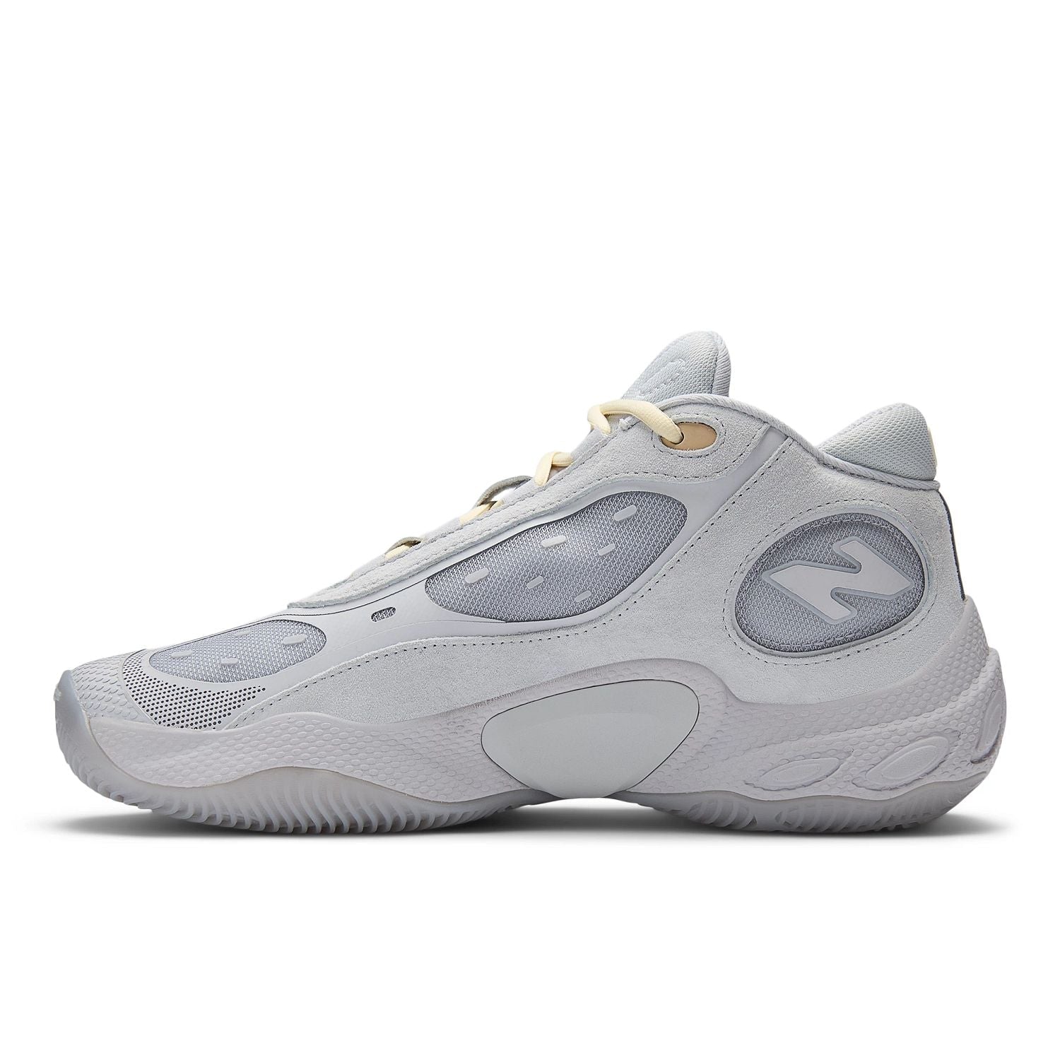 New Balance Men's Fresh Foam BB V3 Basketball Shoe