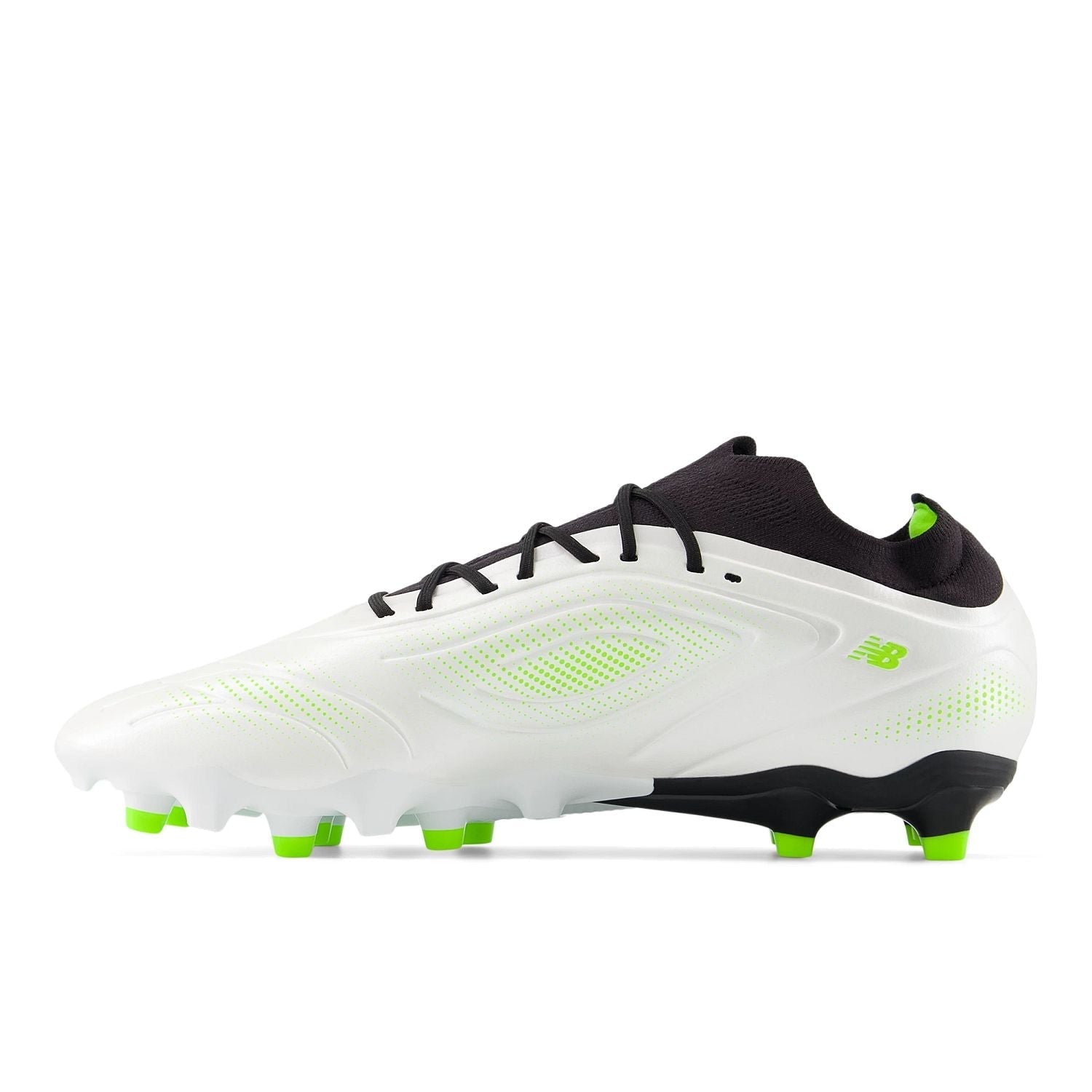 New Balance Men's Tekela Team Low Laced FG V5 Soccer Cleat