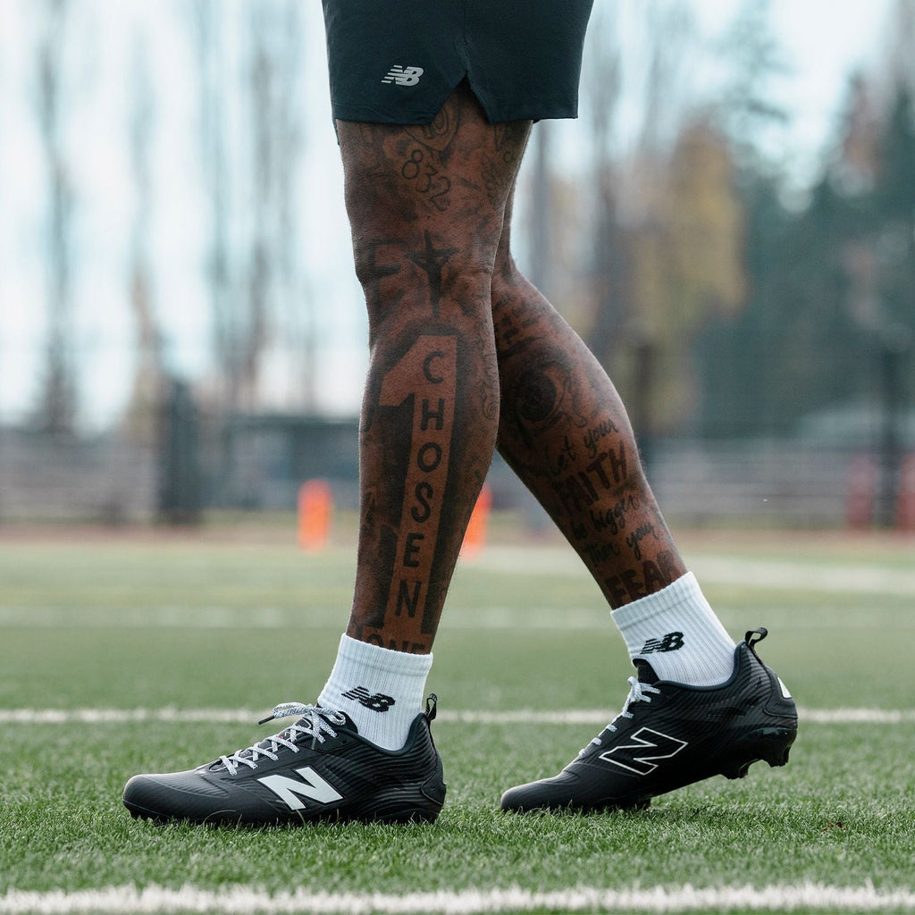 New Balance Adult Rev iQ Football Cleats