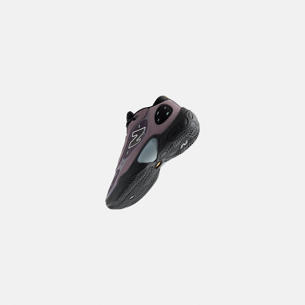 New Balance Men's Fresh Foam BB V3 Basketball Shoe