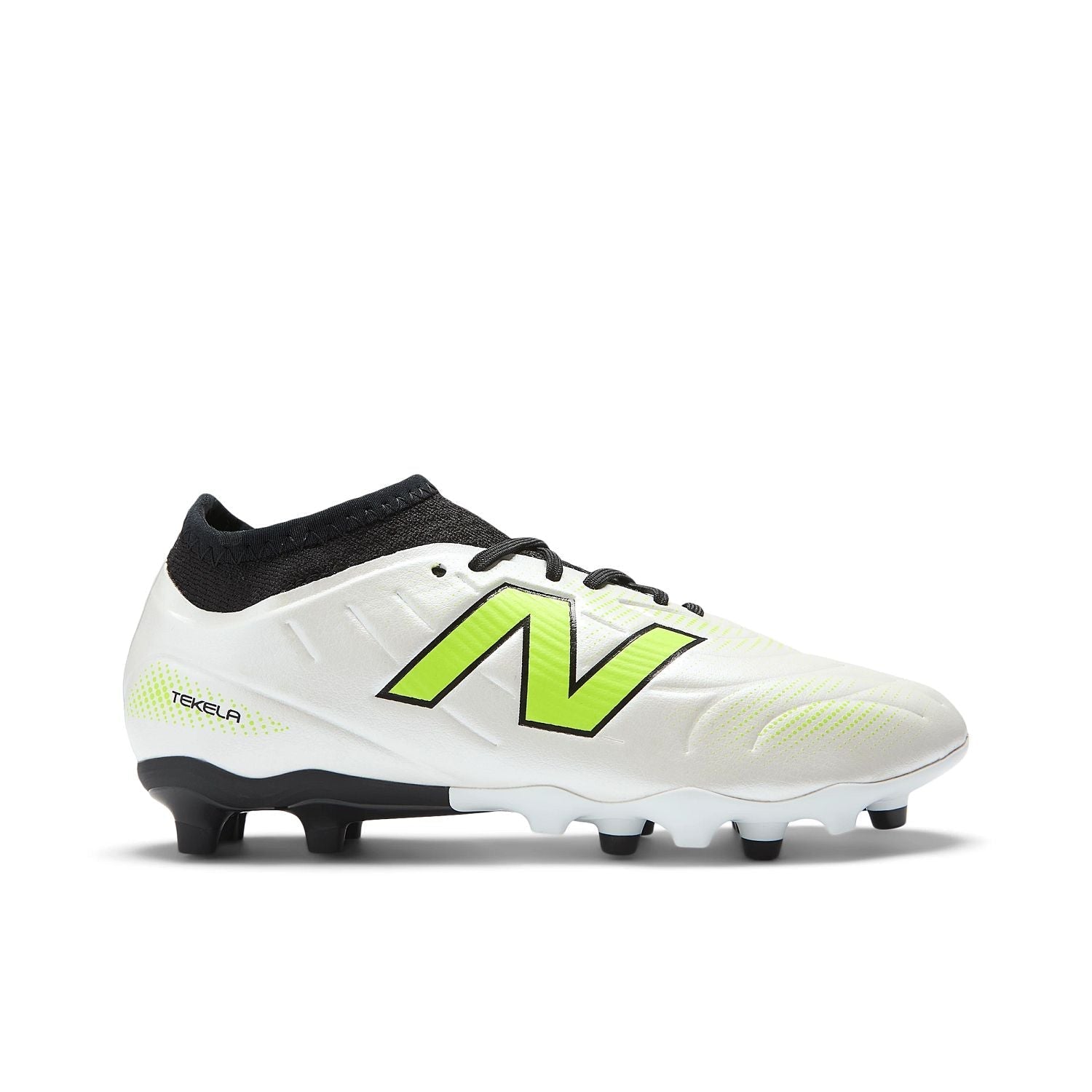New Balance Youth Tekela Team Low Laced FG V5 Soccer Cleat
