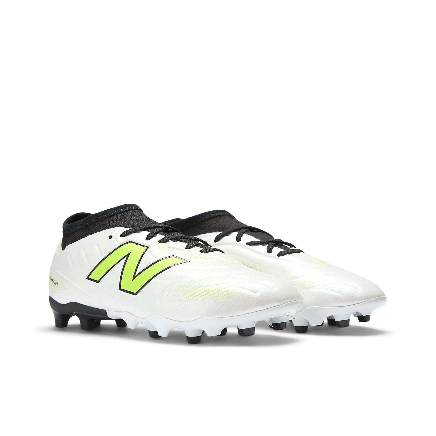 New Balance Youth Tekela Team Low Laced FG V5 Soccer Cleat