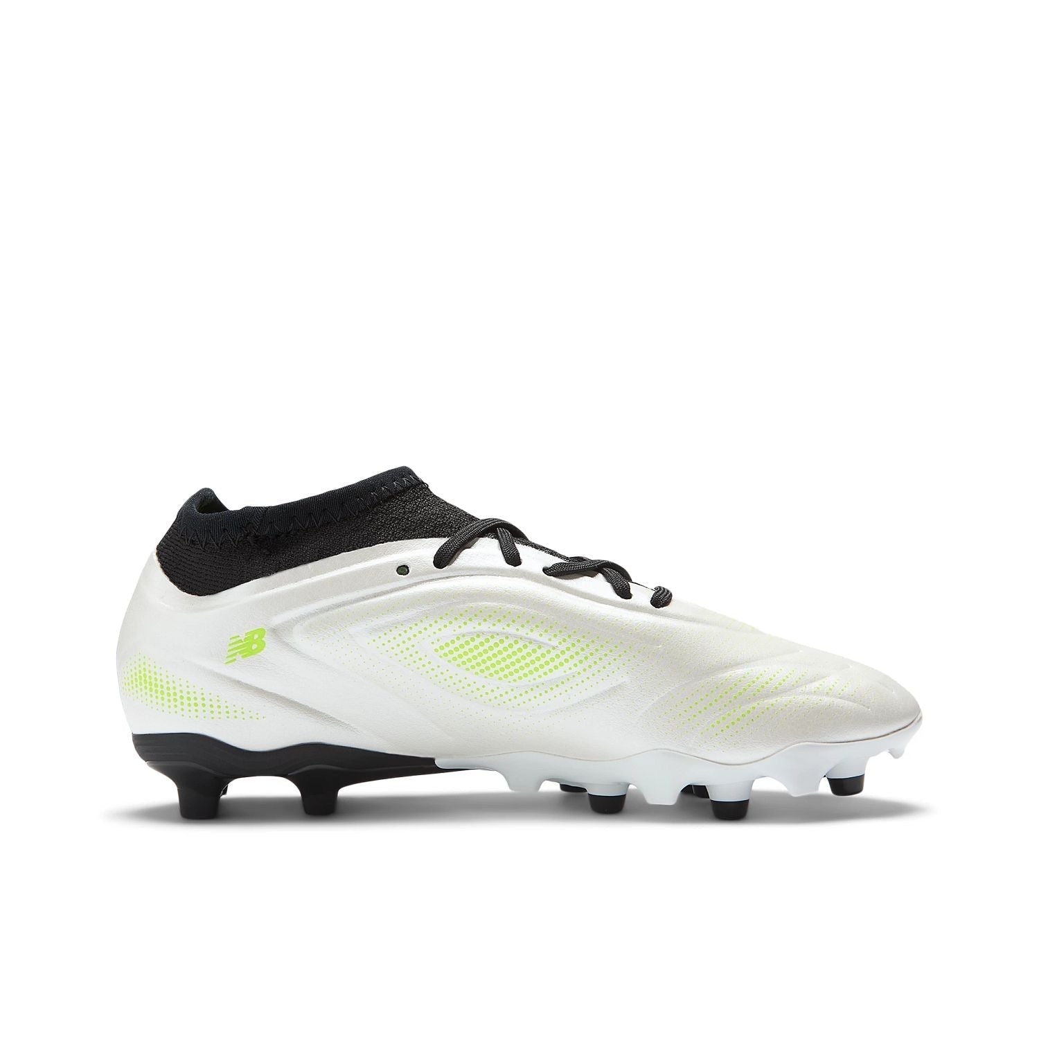 New Balance Youth Tekela Team Low Laced FG V5 Soccer Cleat