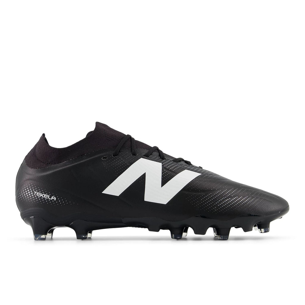 New Balance Men's Tekela Team Low Laced FG V5 Soccer Cleat