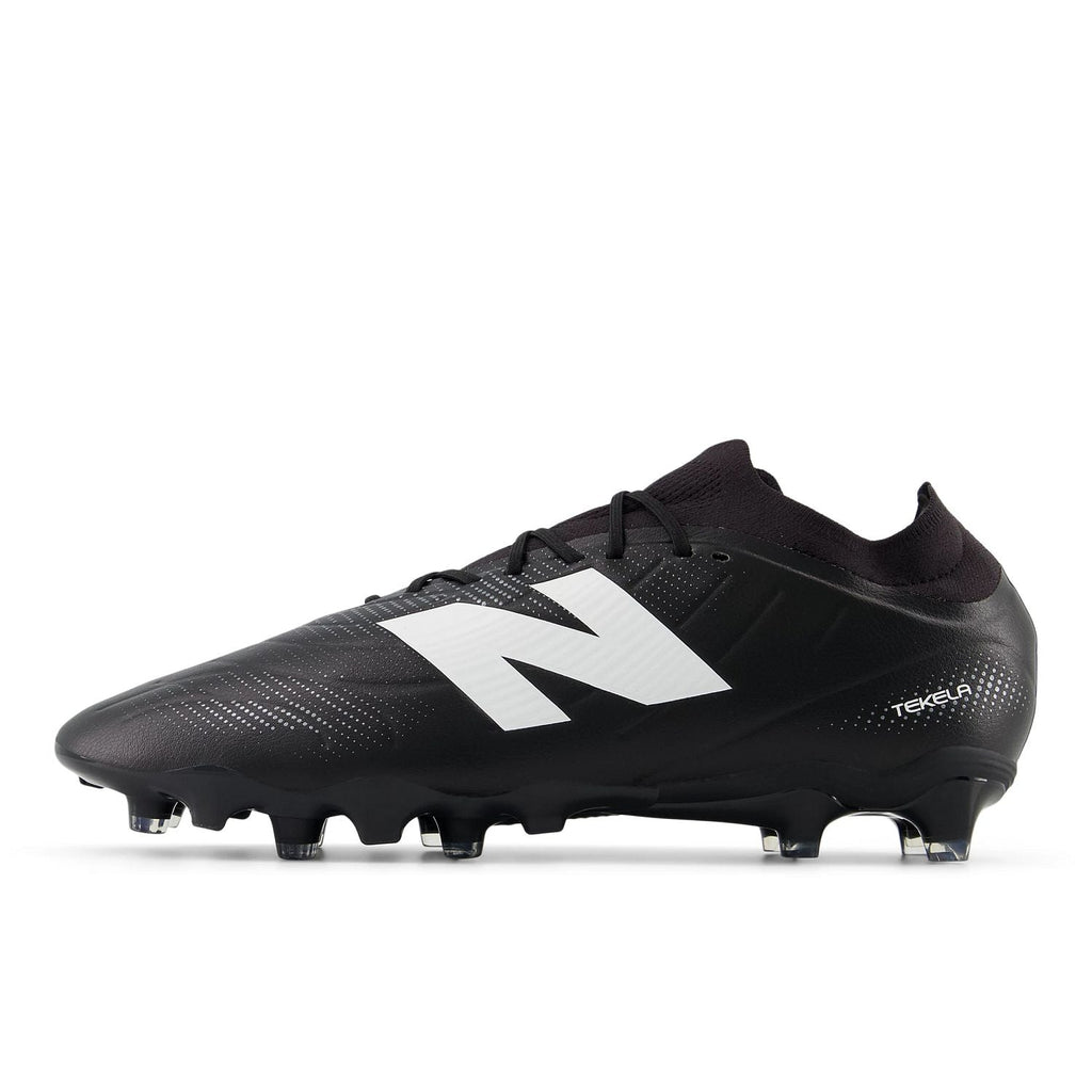 New Balance Men's Tekela Team Low Laced FG V5 Soccer Cleat