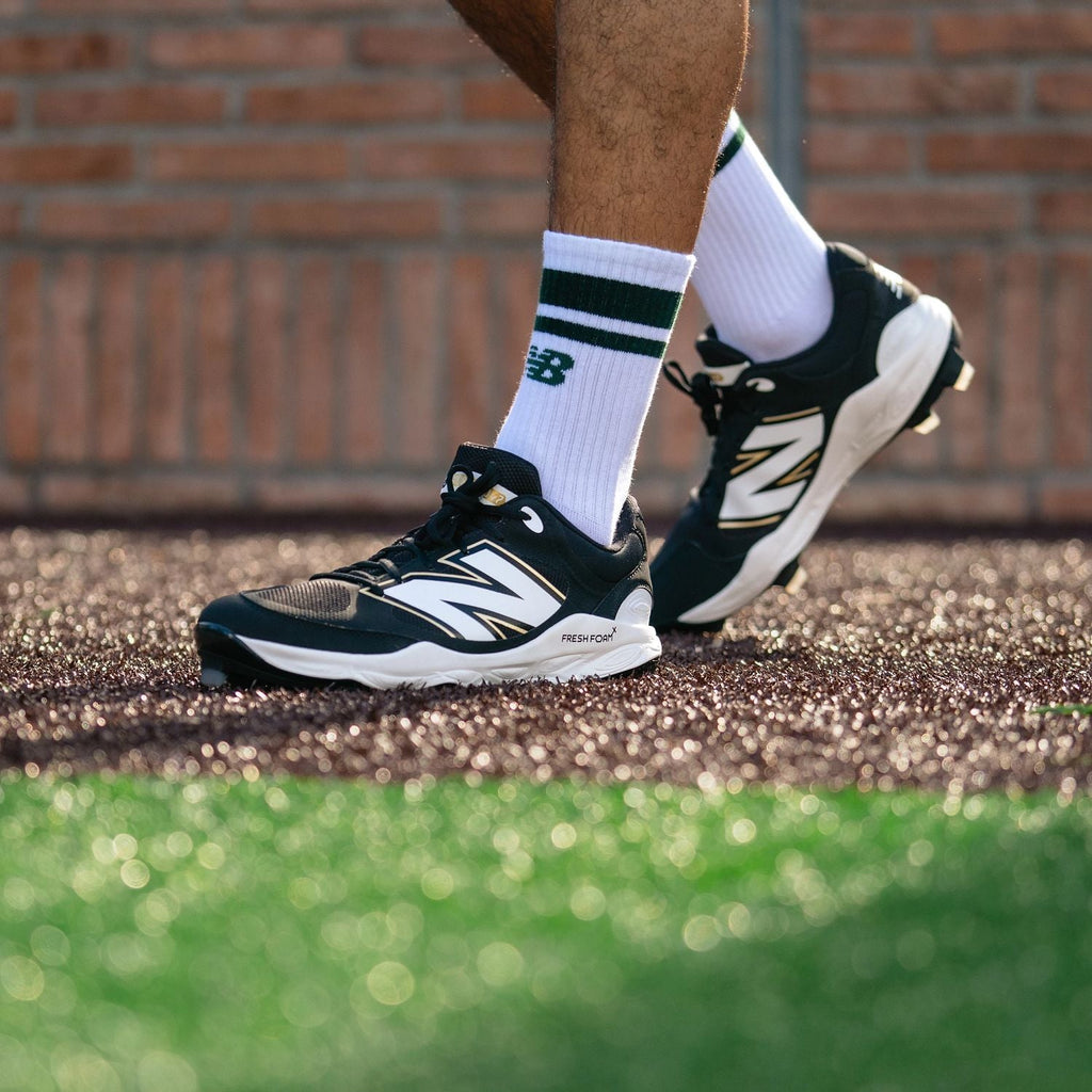 New Balance Men's Fresh Foam 3000v7 Molded Baseball Cleats