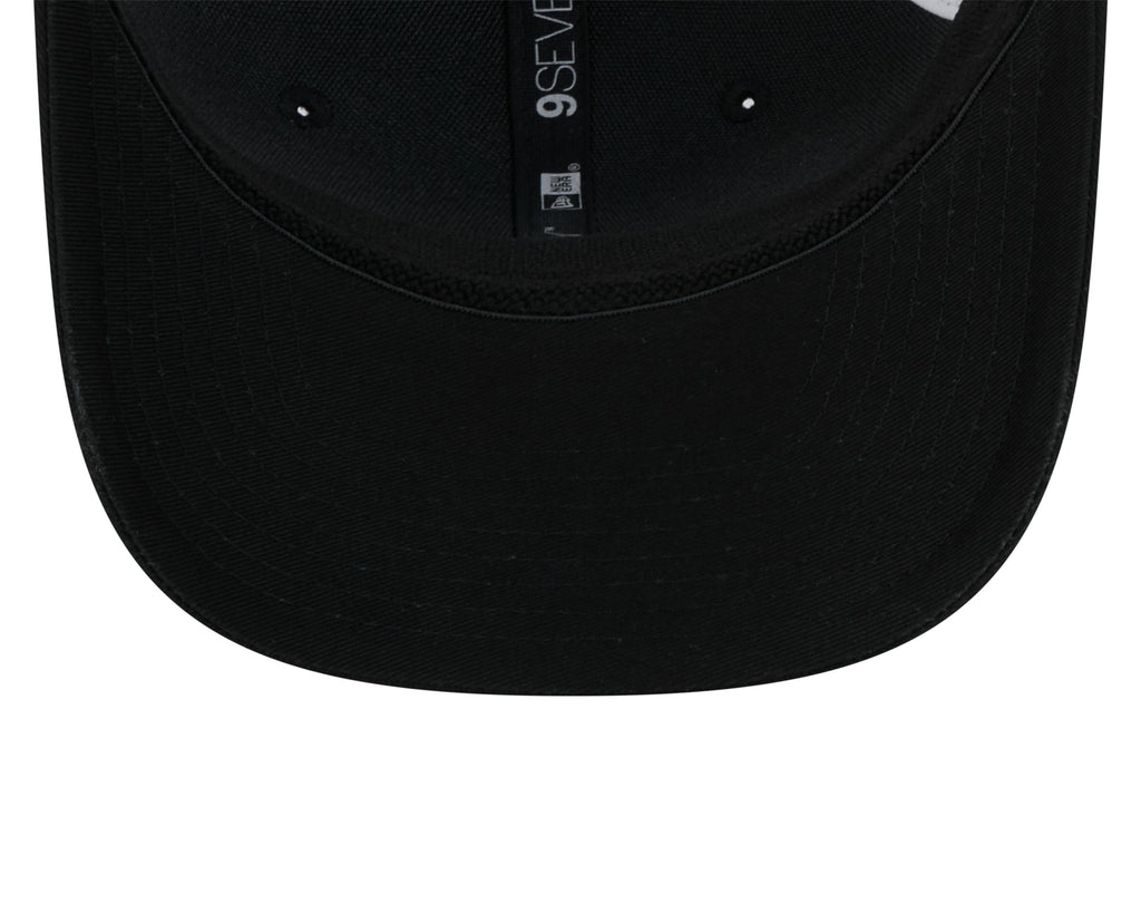 Boston Bruins NHL New Era Men's Black 9Seventy Cord Snapback Hat