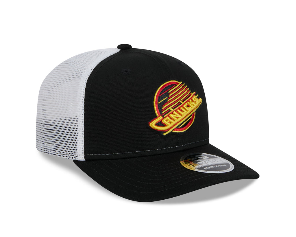 Vancouver Canucks NHL New Era Men's Black 9Seventy Trucker Snapback Hat