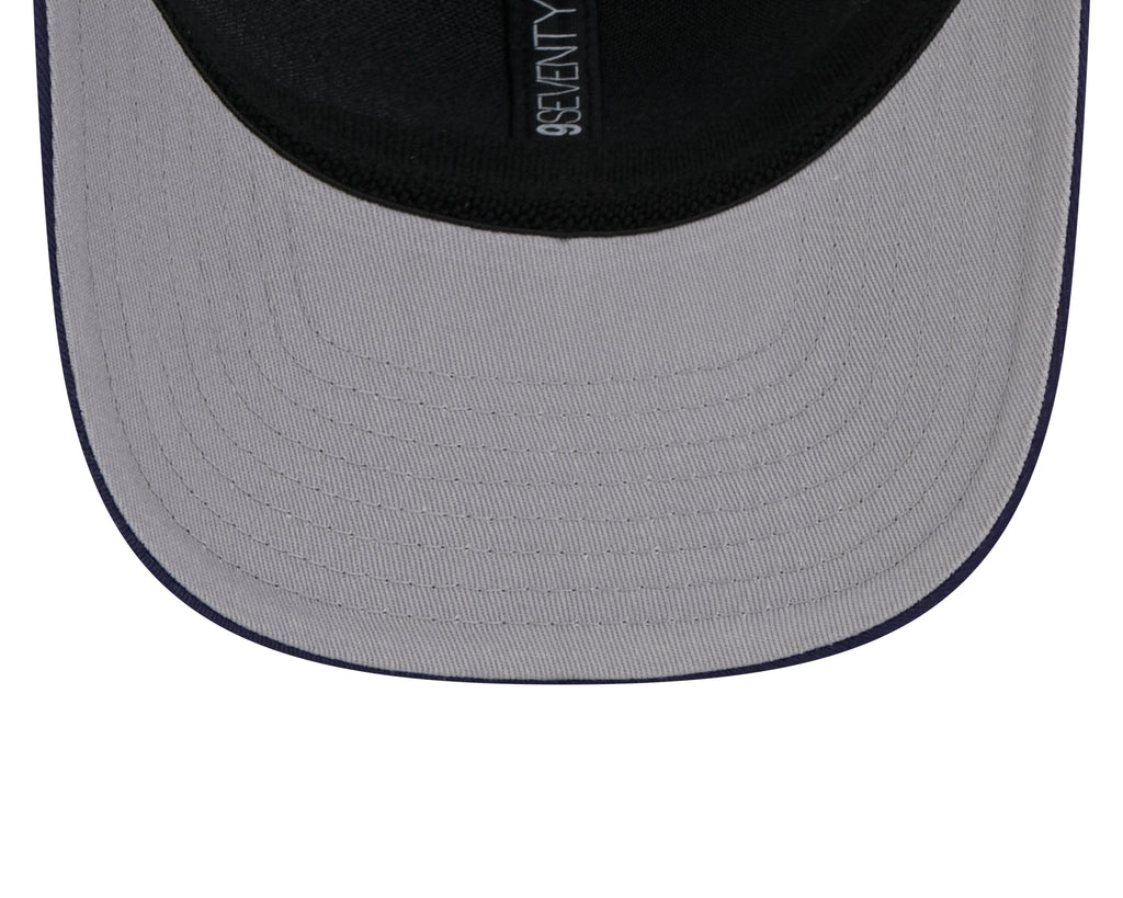 Toronto Maple Leafs NHL New Era Men's Royal 9Seventy Trucker Snapback Hat