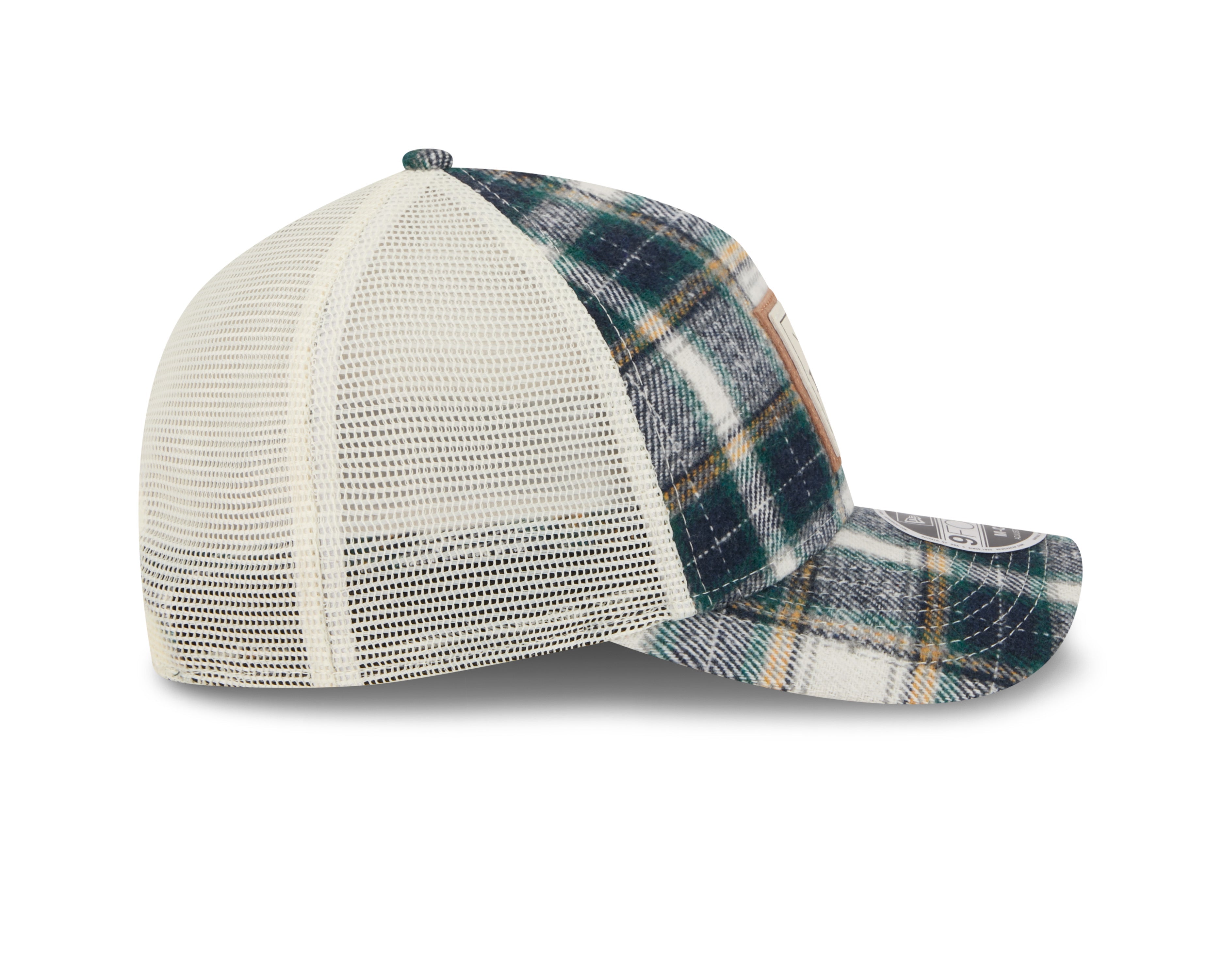 Montreal Canadiens NHL New Era Men's Plaid 9FORTY M-Crown A-Frame Trucker Hat