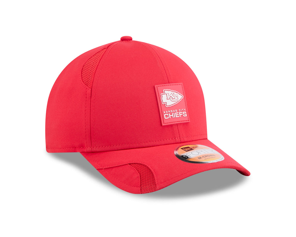 Kansas City Chiefs NFL New Era Men's Red 9Forty 2025 Sideline M-Crown Snapback