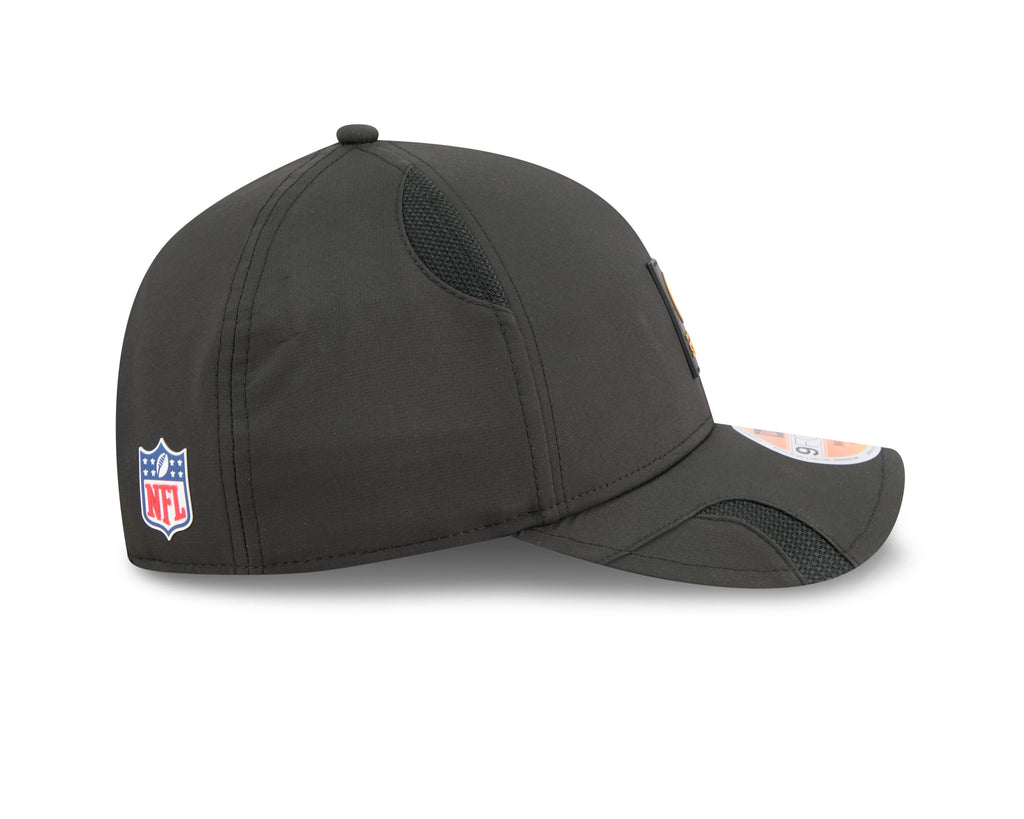 Pittsburgh Steelers NFL New Era Men's Black 9Forty 2025 Sideline M-Crown Snapback