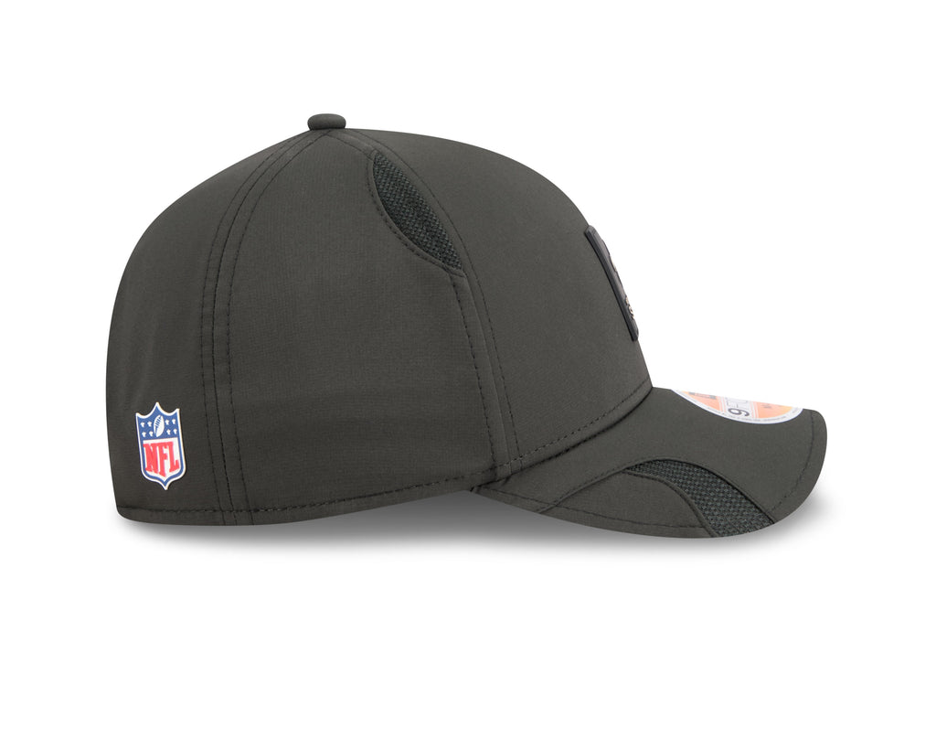 New Orleans Saints NFL New Era Men's Black 9Forty 2025 Sideline M-Crown Snapback