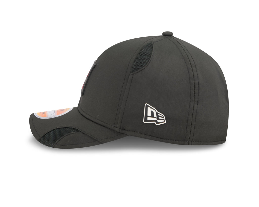 San Francisco 49ers NFL New Era Men's Black 9Forty 2025 Sideline M-Crown Snapback