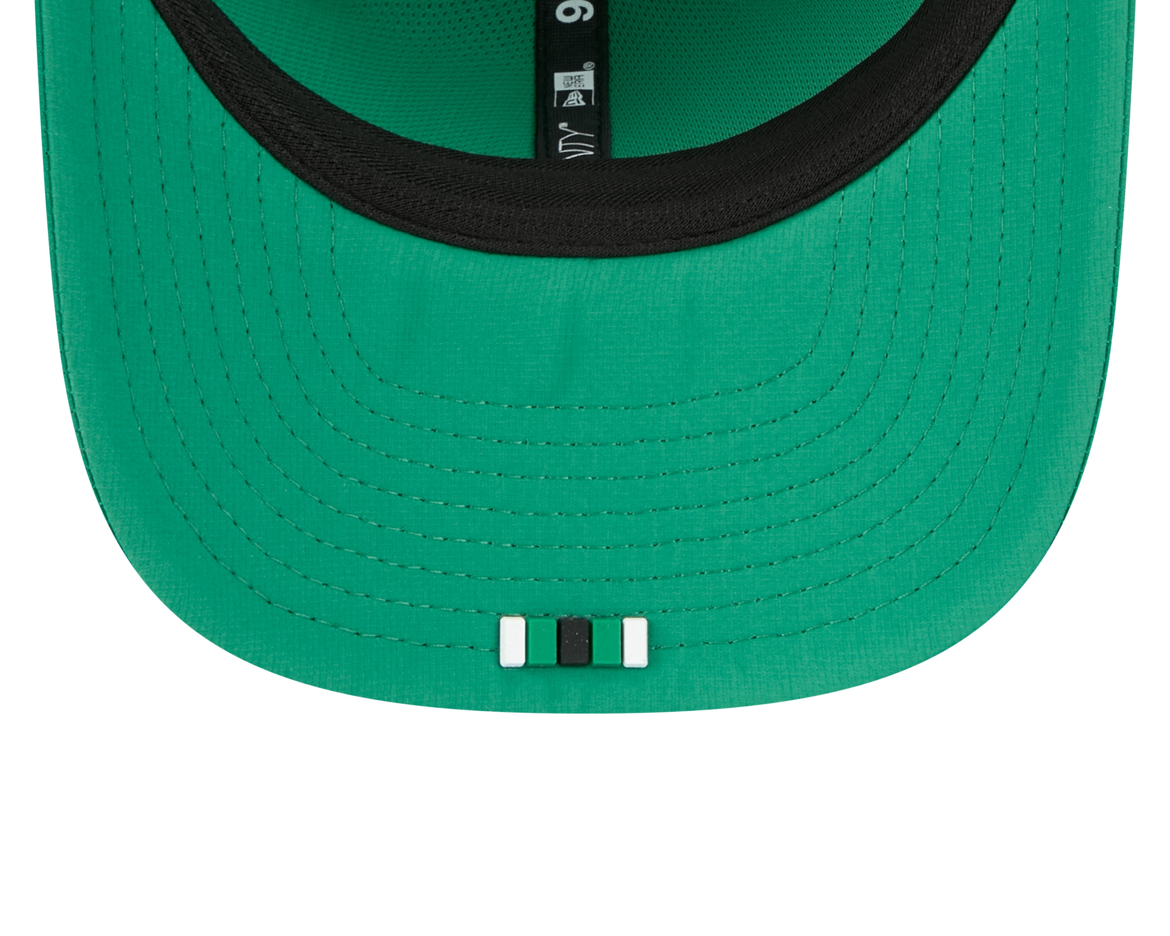 Philadelphia Eagles NFL New Era Men's Green 9Seventy 2025 Sideline Hot Weather Trucker Snapback