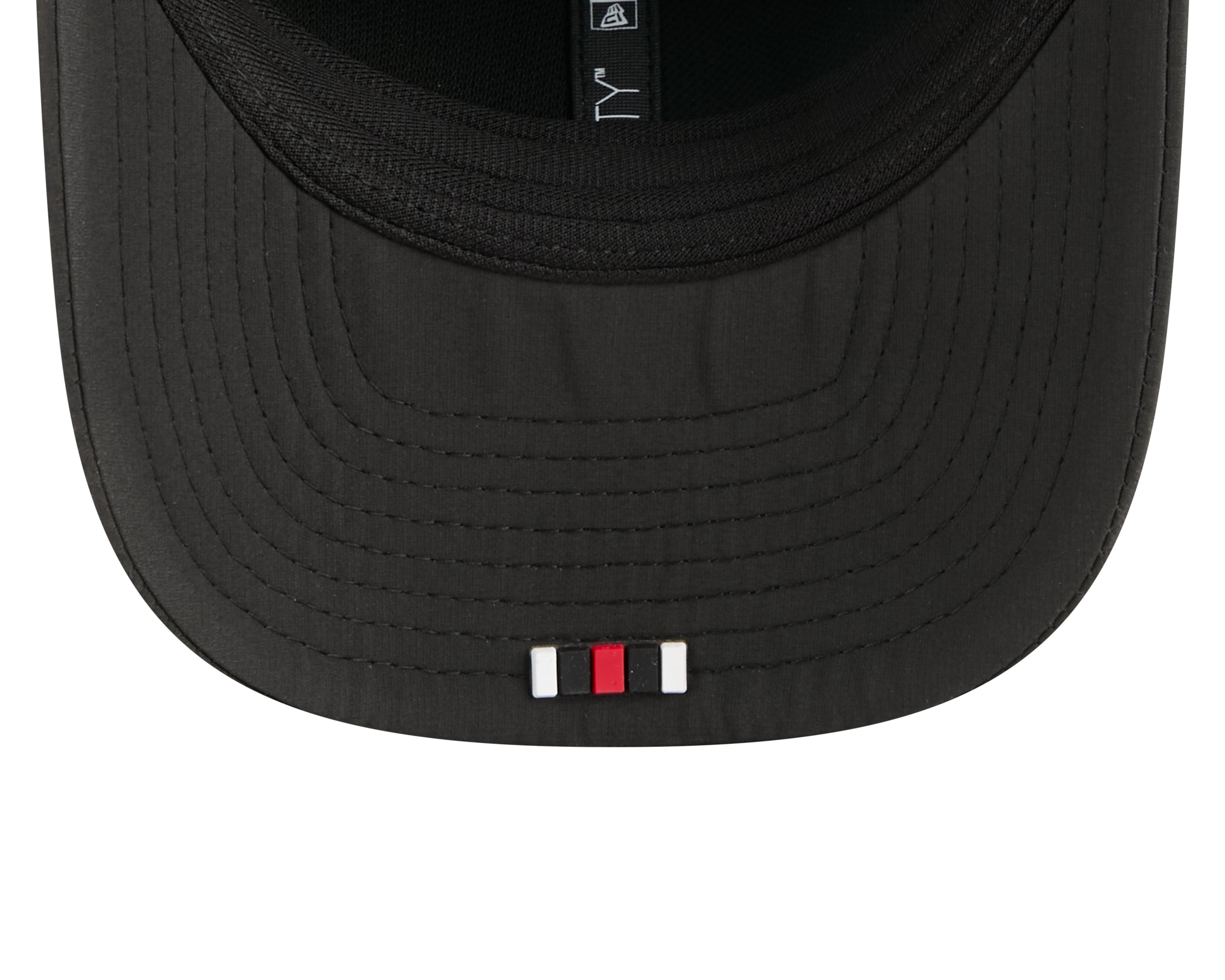 San Francisco 49ers NFL New Era Men's Black Charcoal 9Seventy 2025 Sideline Hot Weather Trucker Snapback