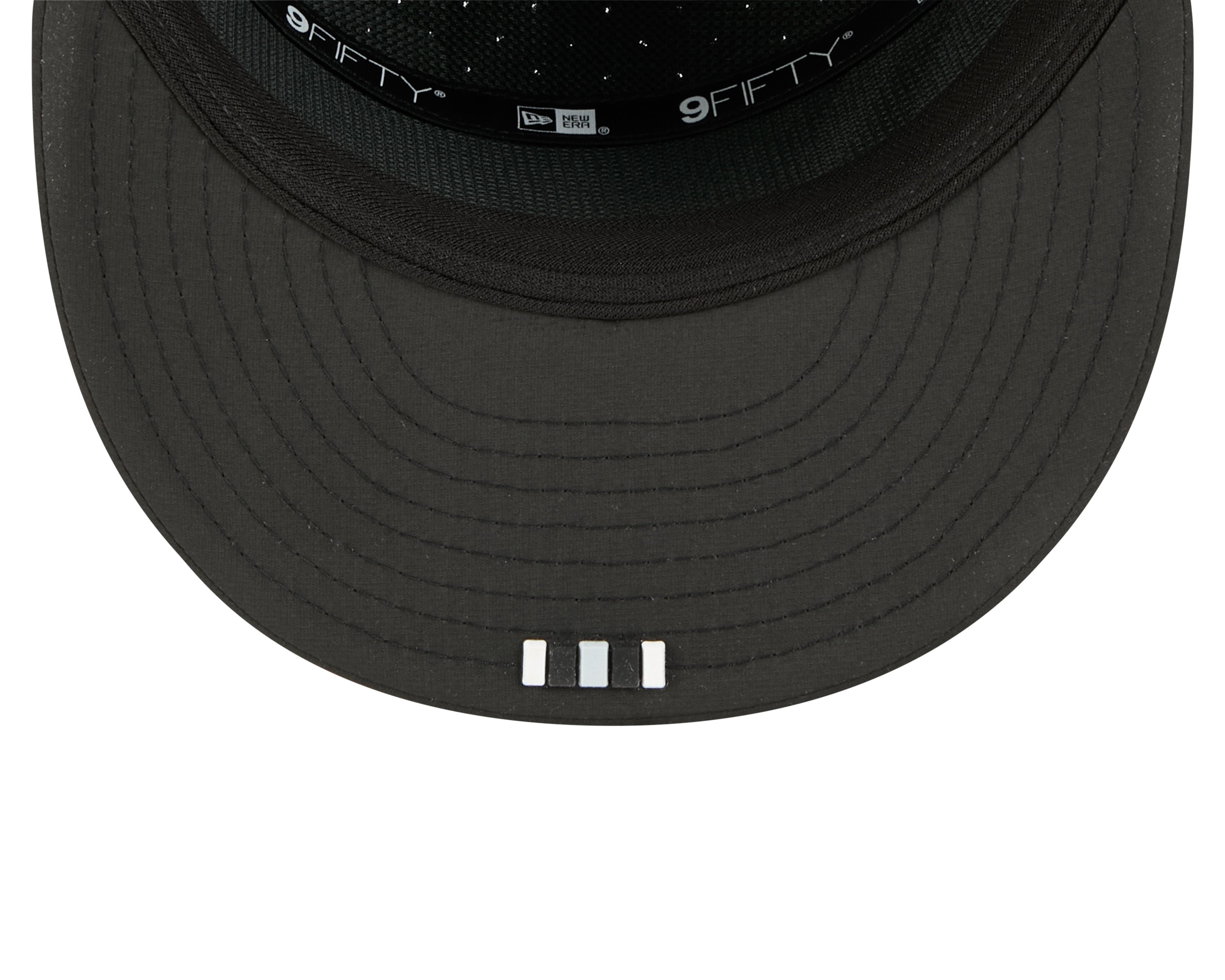 Las Vegas Raiders NFL New Era Men's Black 9Fifty 2025 Sideline Hot Weather Split Panel Snapback