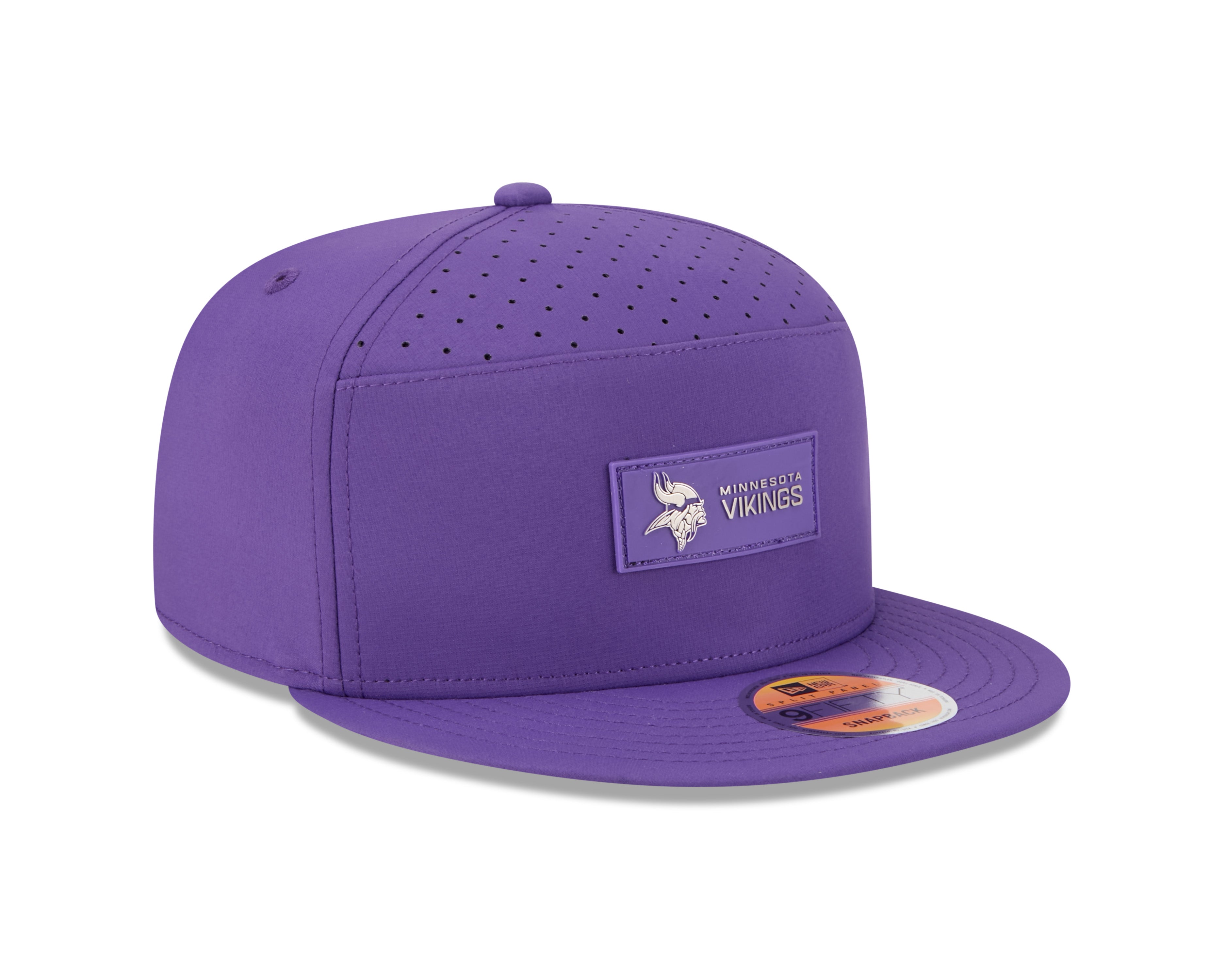 Minnesota Vikings NFL New Era Men's Purple 9Fifty 2025 Sideline Hot Weather Split Panel Snapback