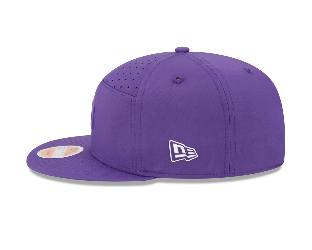Minnesota Vikings NFL New Era Men's Purple 9Fifty 2025 Sideline Hot Weather Split Panel Snapback
