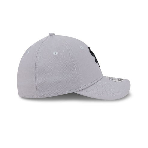 New Era Chicago White Sox 39THIRTY M-Crown Stretch Fit Hat-Gray