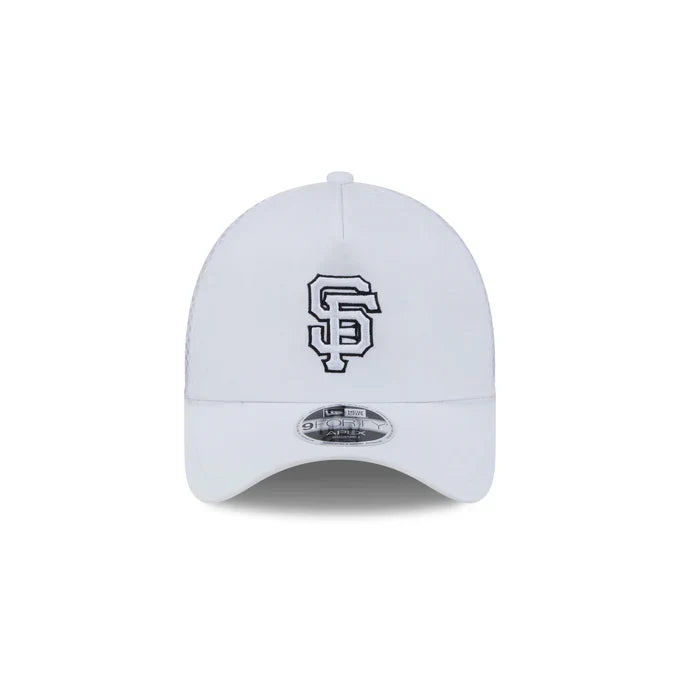 New Era San Francisco Giants 2026 Batting Practice White 9FORTY APEX Trucker Snapback Hat
