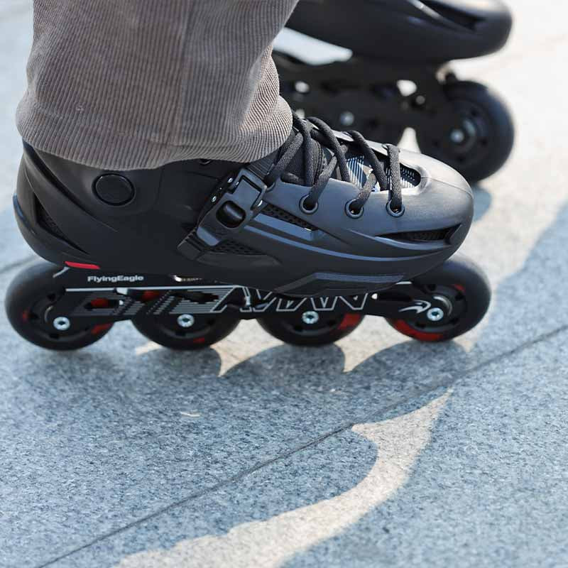 Flying Eagle FBS+ Avian Black Skates