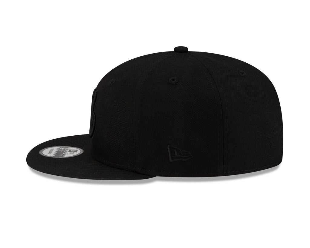 Montreal Expos MLB New Era Men's Black on Black 59Fifty Fitted Hat