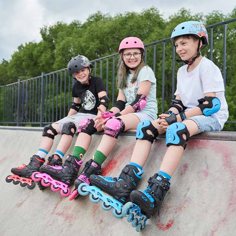 Flying Eagle S9 Dynamo Red Kids Skates