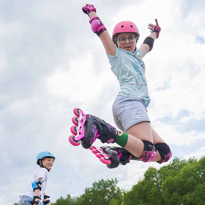 Flying Eagle S9 Dynamo Pink Kids Skates