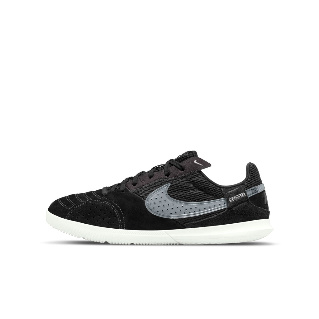 Nike Jr. Streetgato Little/Big Kids' Low-Top Soccer Shoes