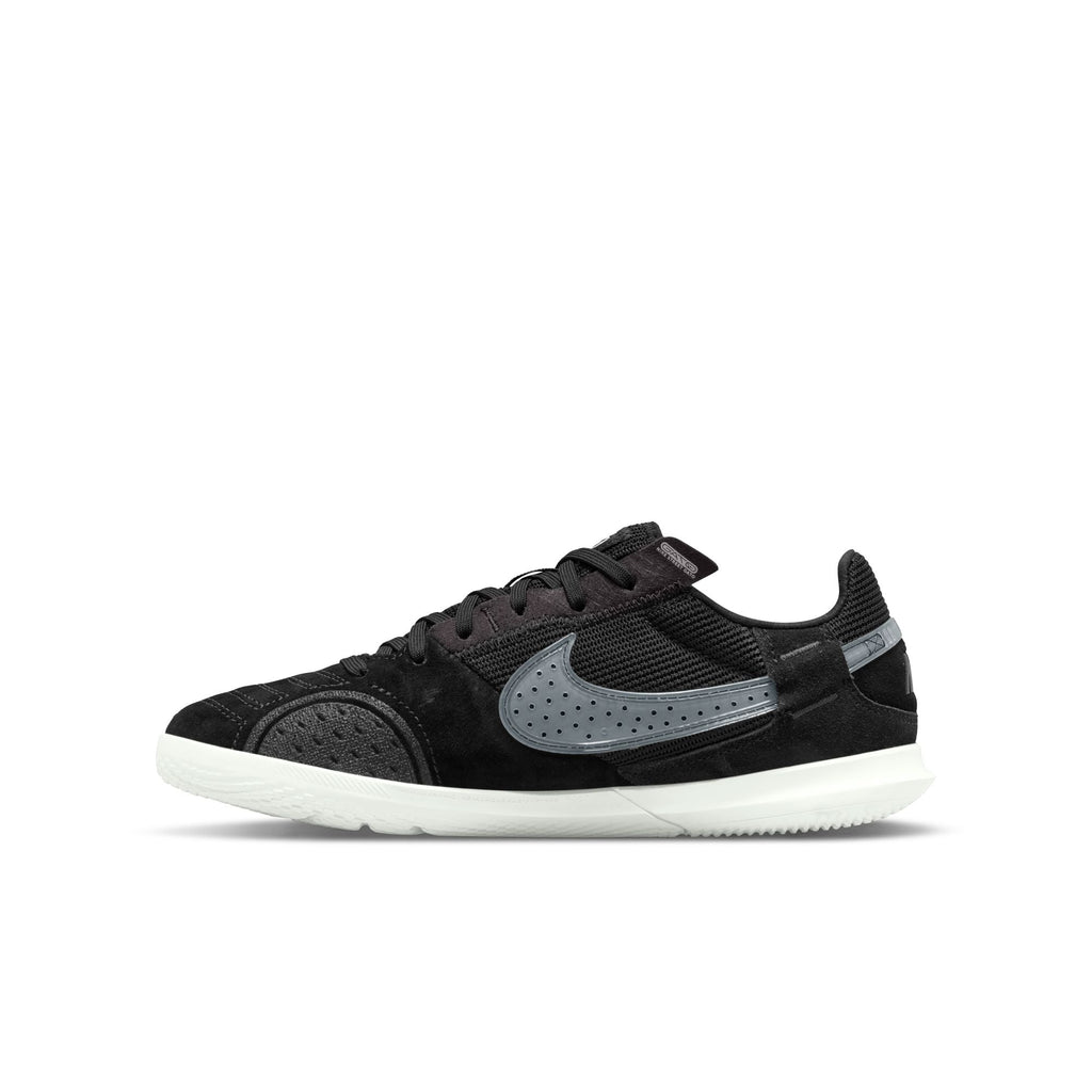 Nike Jr. Streetgato Little/Big Kids' Low-Top Soccer Shoes