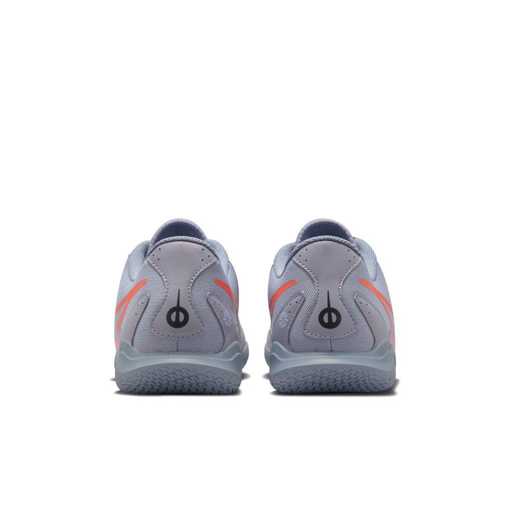 Nike Tiempo Legend 10 Club Indoor/Court Low-Top Soccer Shoes