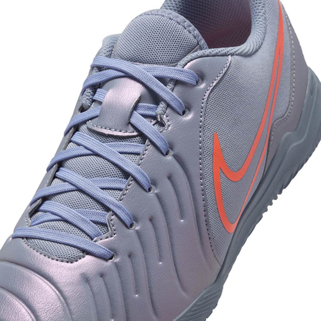 Nike Tiempo Legend 10 Club Indoor/Court Low-Top Soccer Shoes