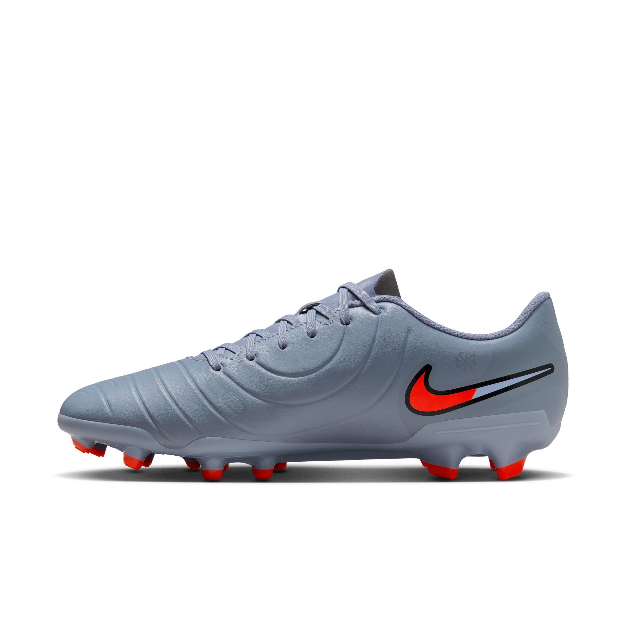 Nike Tiempo Legend 10 Club Multi-Ground Low-Top Soccer Cleats