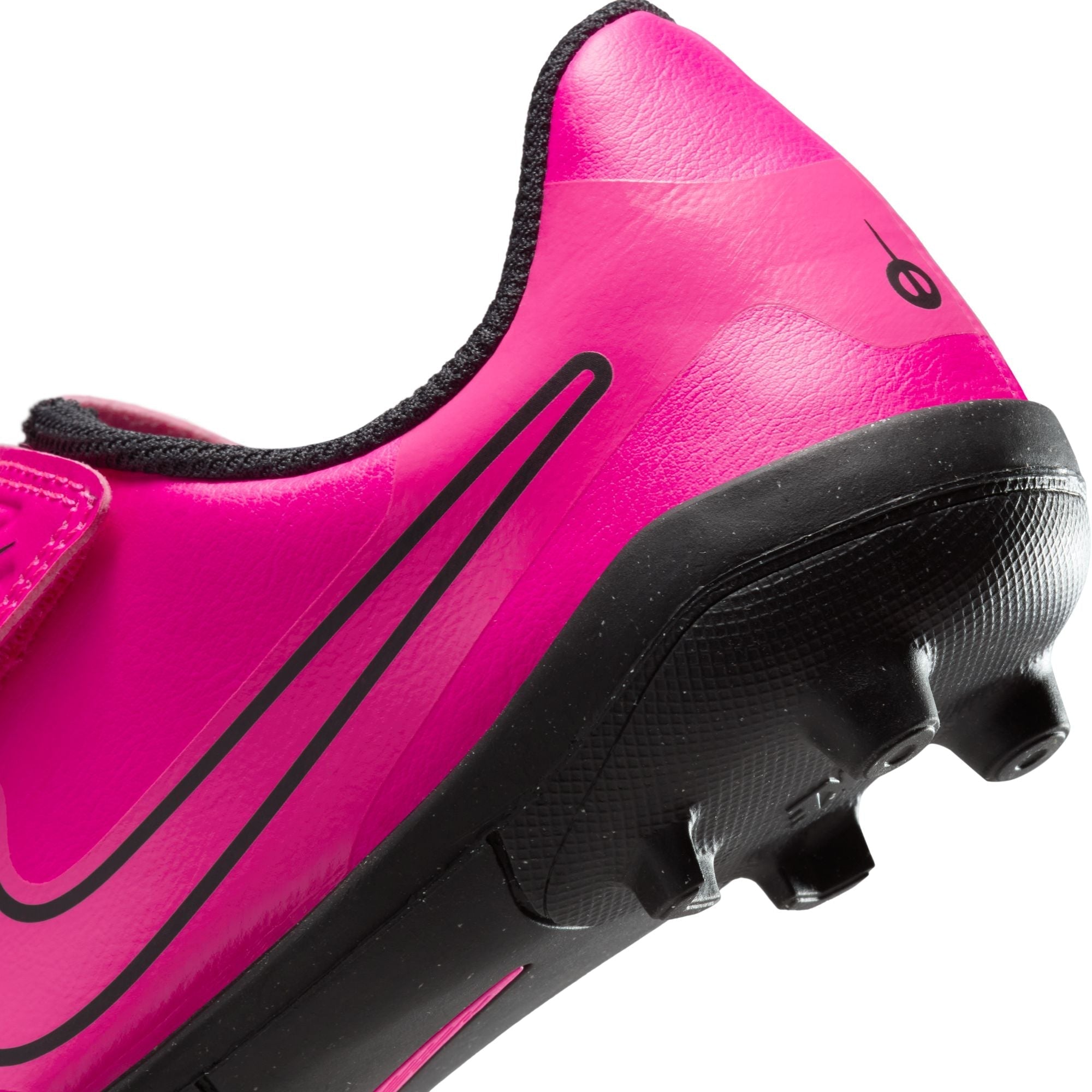 Nike Jr. Tiempo Legend 10 Club Little Kids' Multi-Ground Low Top Soccer Cleats
