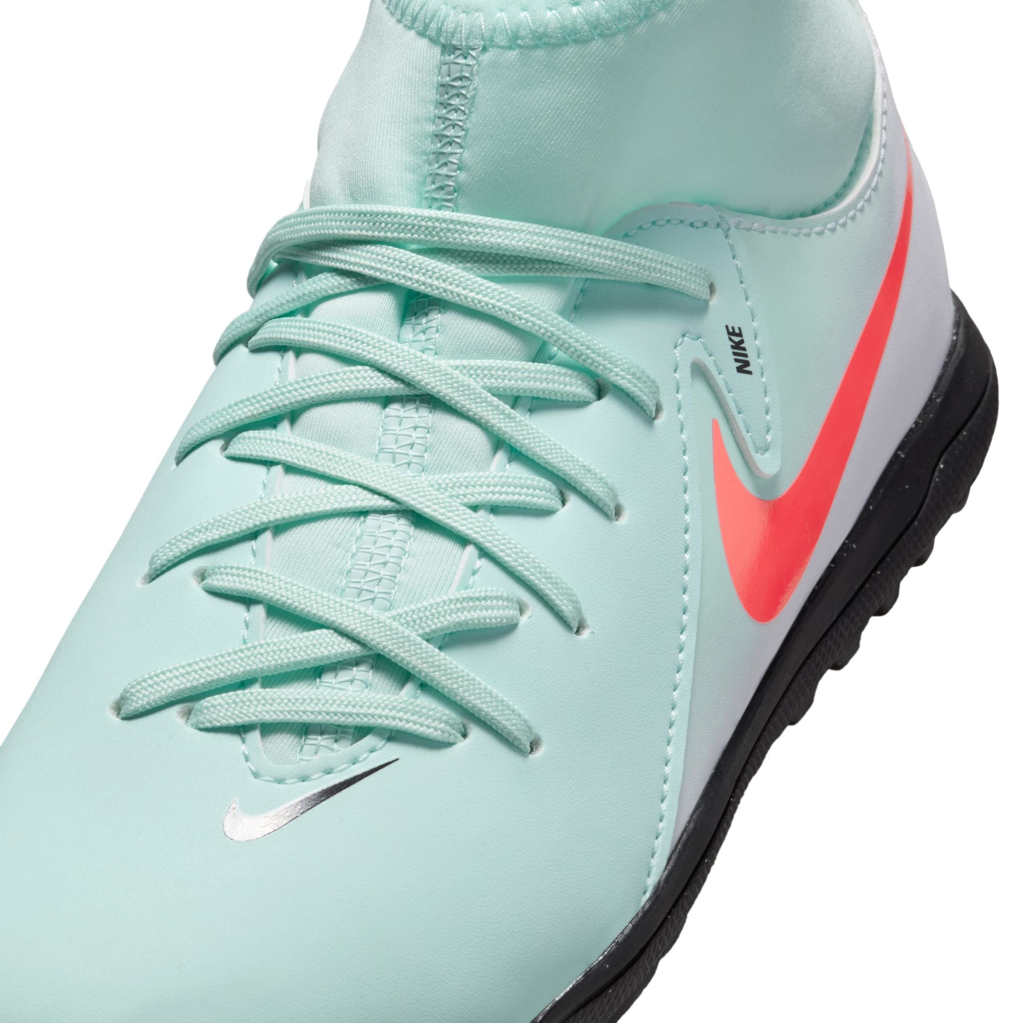 Nike Jr. Phantom Luna 2 Club Little/Big Kids' TF High-Top Soccer Shoes