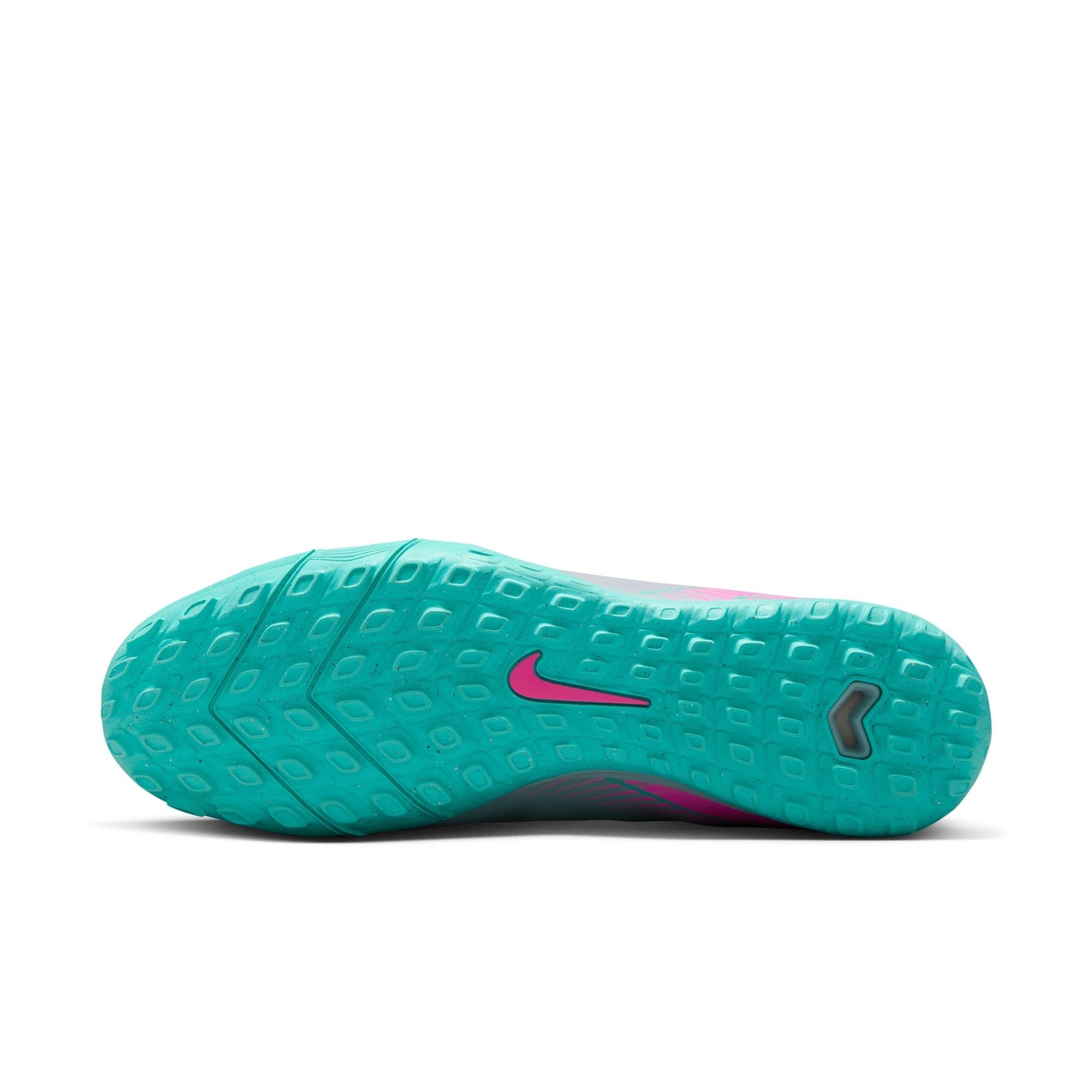 Nike Mercurial Vapor 16 Pro TF Low-Top Soccer Shoes