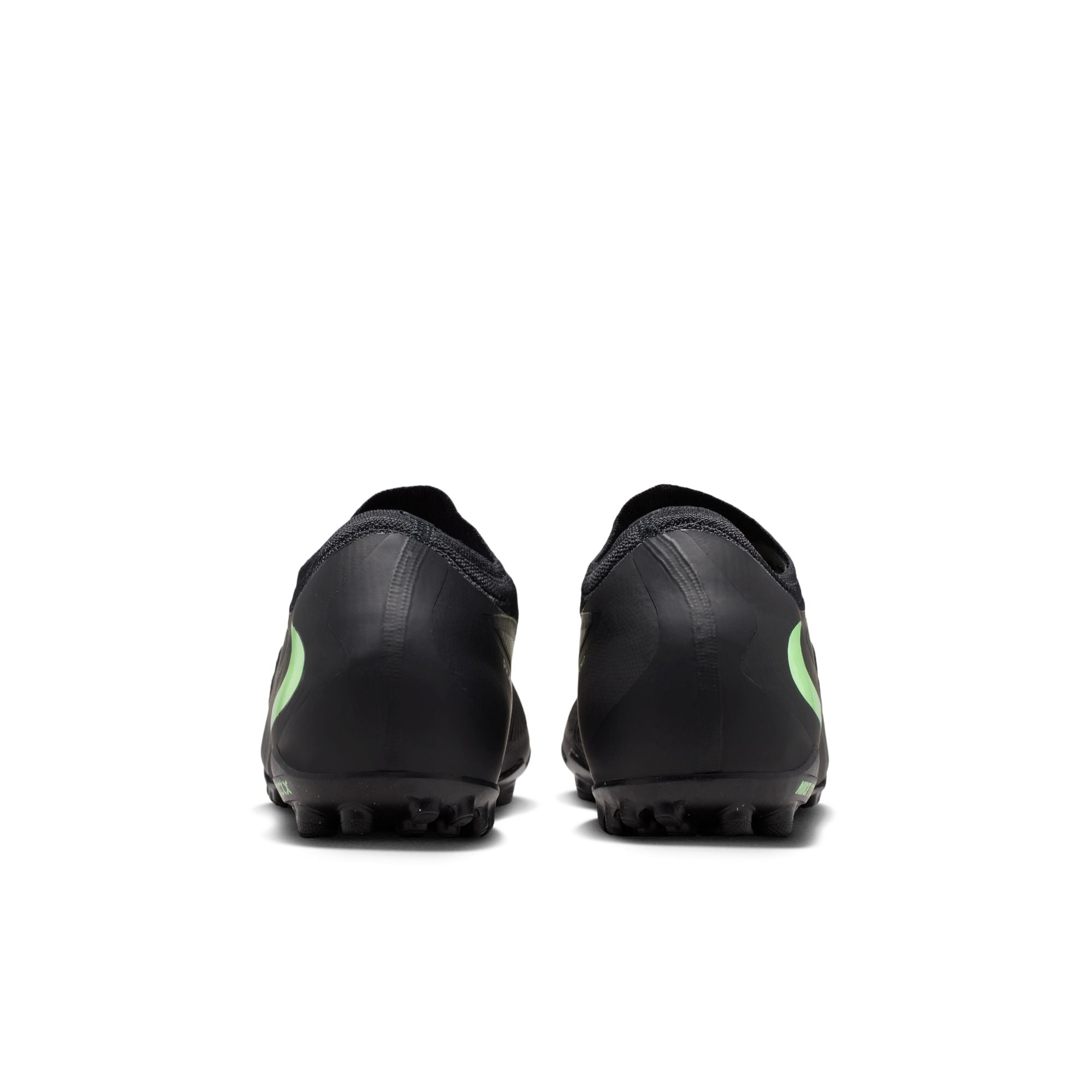 Nike Phantom 6 Low Pro Turf Soccer Shoes