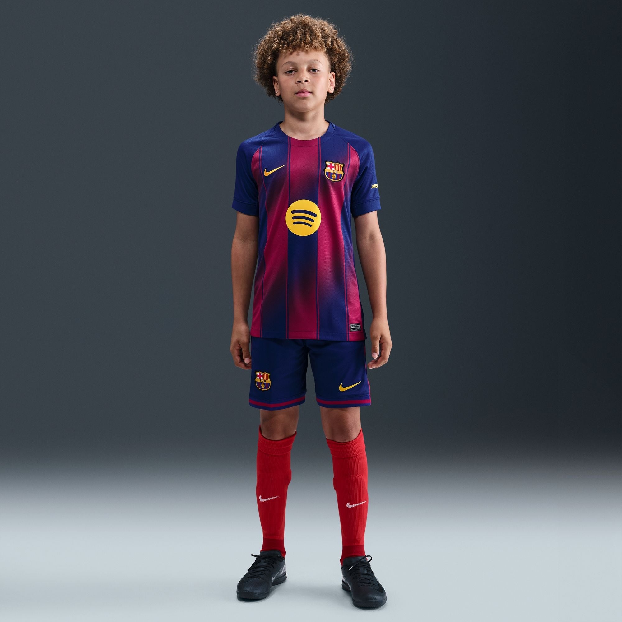 Nike FC Barcelona 2025/26 Stadium Home Big Kids' Dri-FIT Soccer Replica Jersey