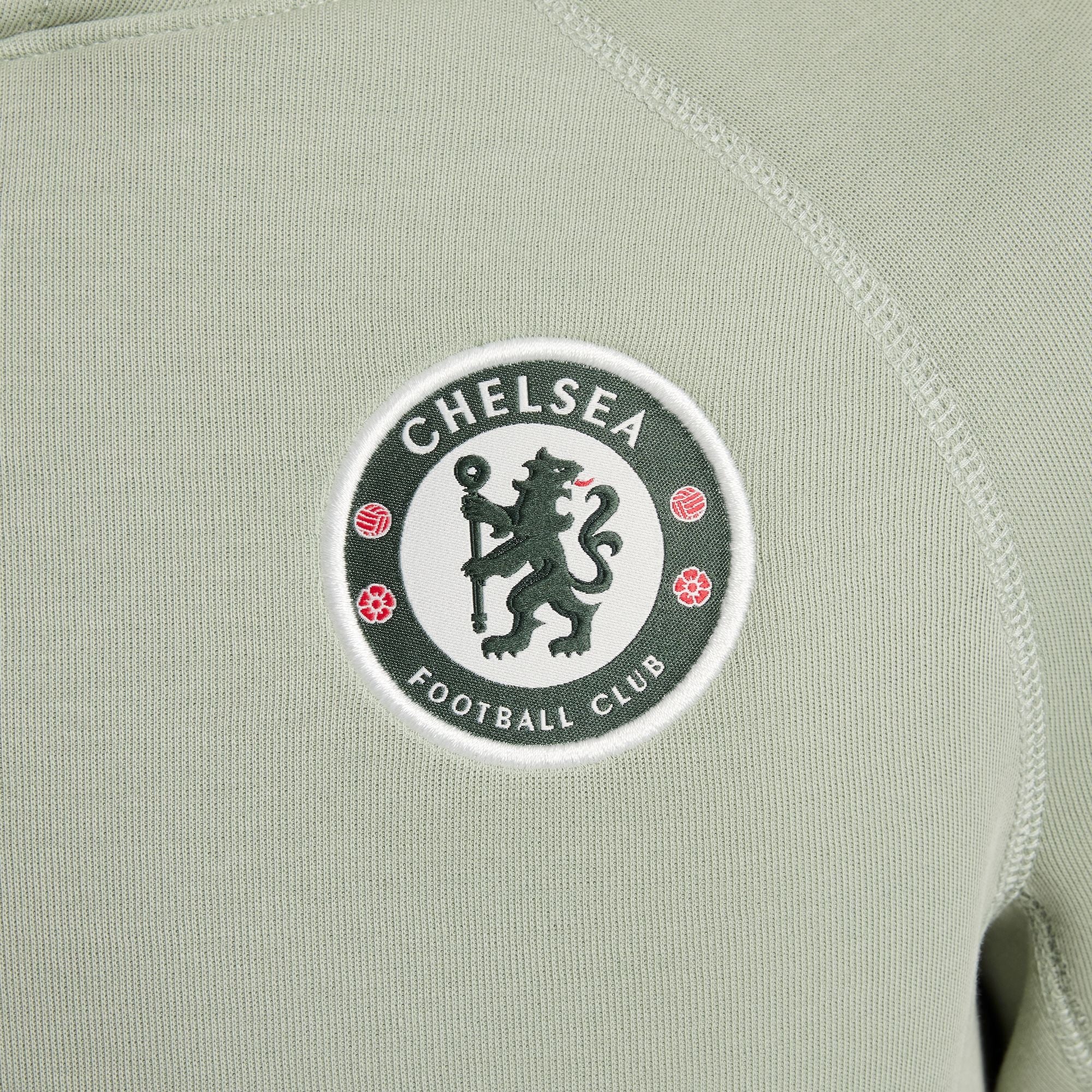 Nike Chelsea FC Tech Big Kids' (Boys') Soccer Fleece Pullover Hoodie