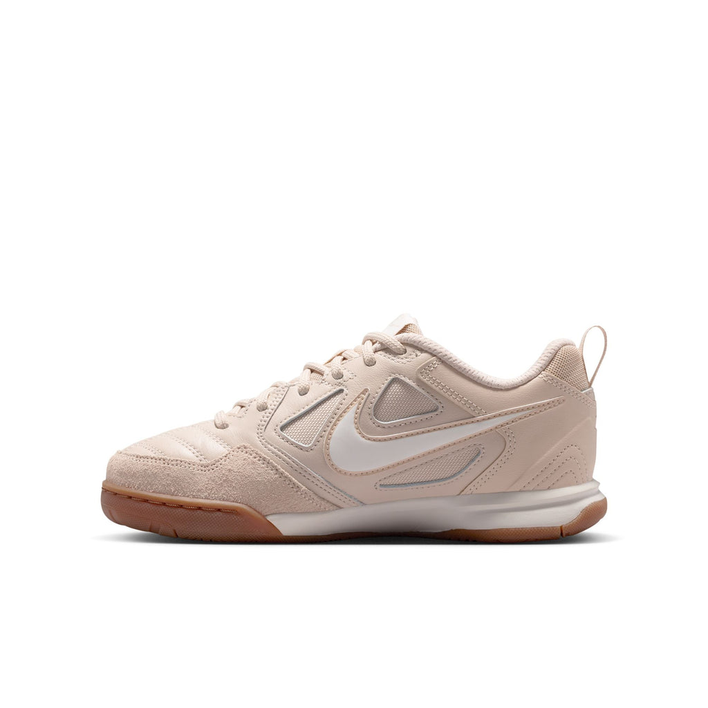 Nike Gato Big Kids' Indoor Soccer Shoes