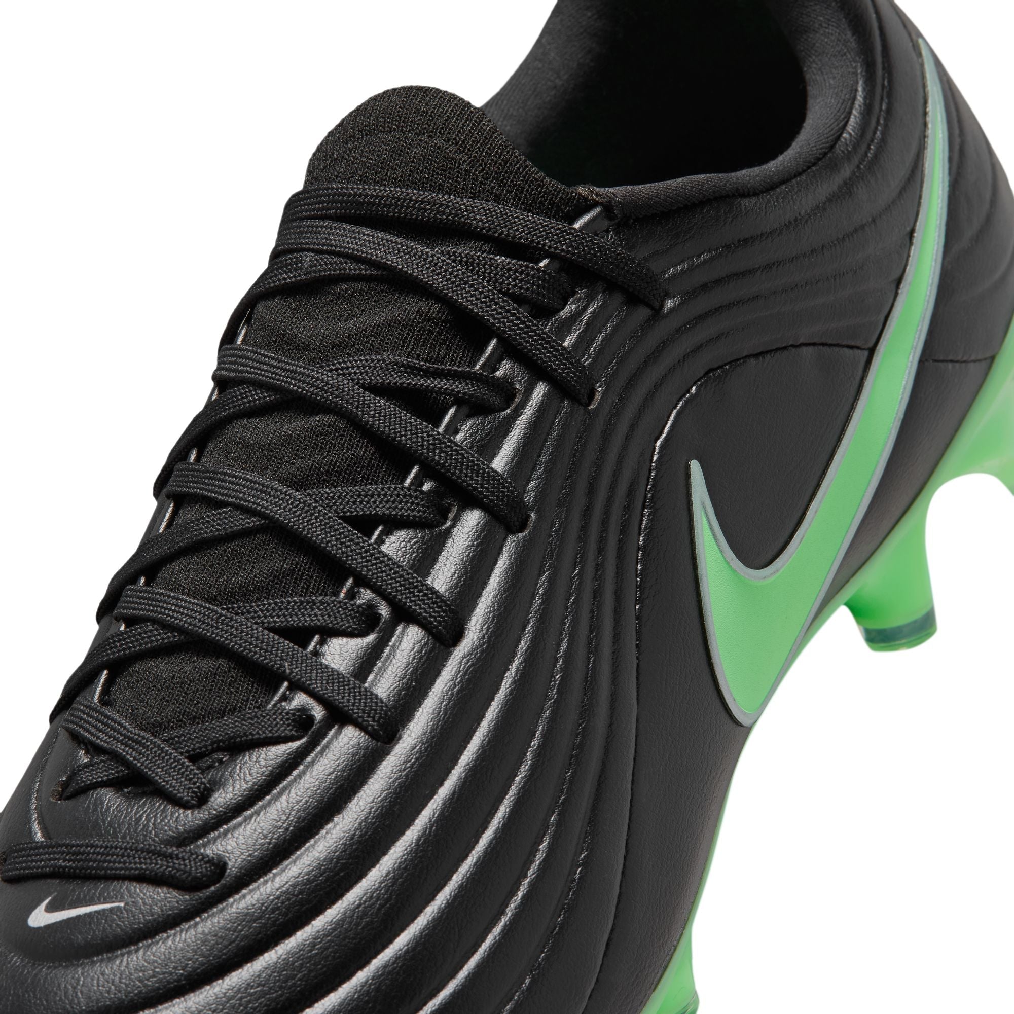 Nike Tiempo Maestro Academy Multi-Ground Low-Top Soccer Cleats