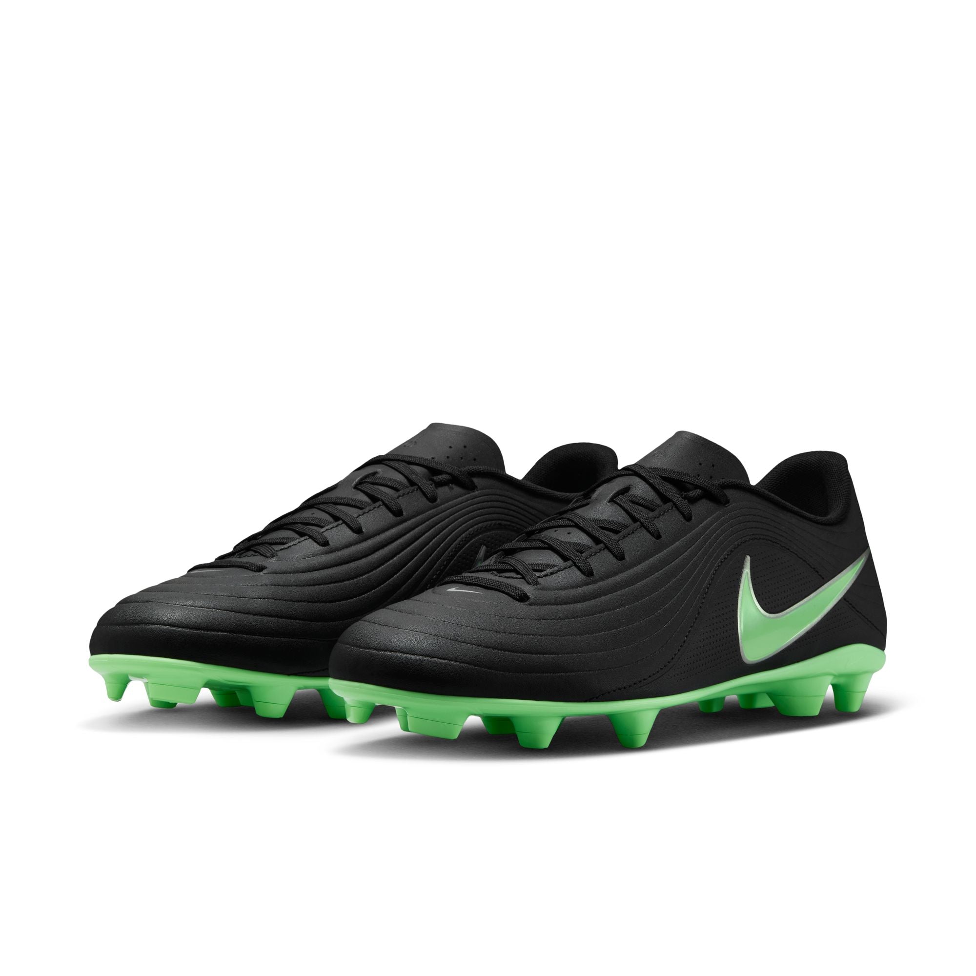 Nike Tiempo Maestro Club Multi-Ground Low-Top Soccer Cleats