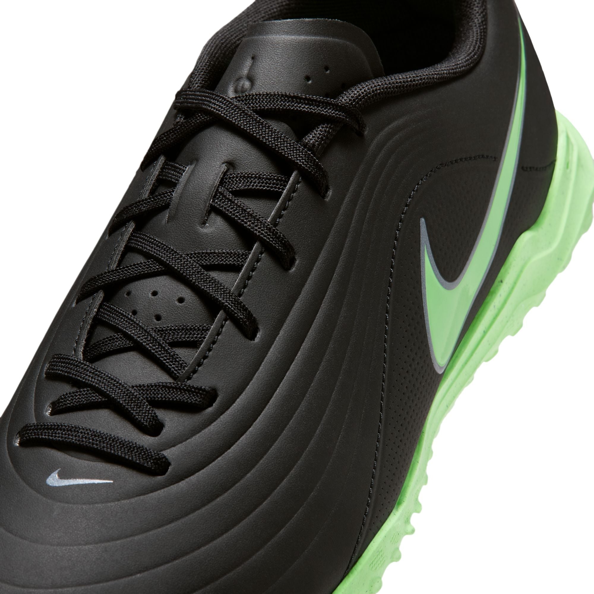 Nike Tiempo Maestro Club Turf Low-Top Soccer Shoes