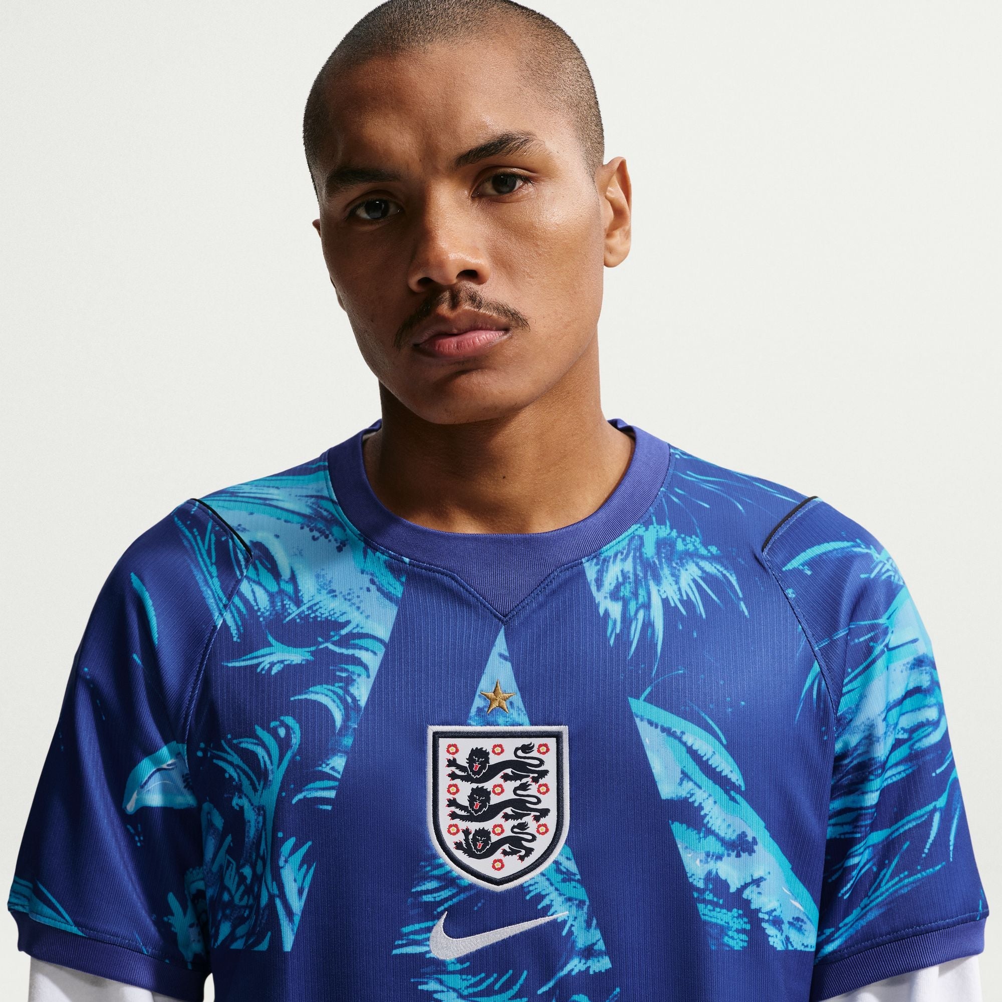 Nike England 2026 Stadium Goalkeeper Men's Nike Dri-FIT Soccer Replica Short-Sleeve