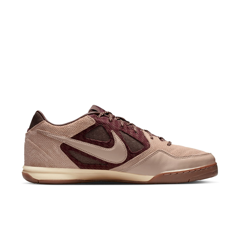 Nike Gato Indoor Soccer Shoes