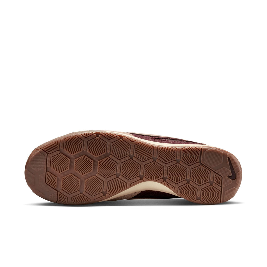 Nike Gato Indoor Soccer Shoes